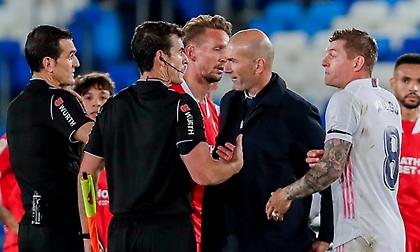 Ζιντάν: «Να εμπιστευτώ το VAR; Είμαι πολύ θυμωμένος»