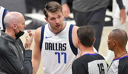 Ντόντσιτς: Χτύπησε αντίπαλο σε… ευαίσθητη περιοχή και αποβλήθηκε (video)