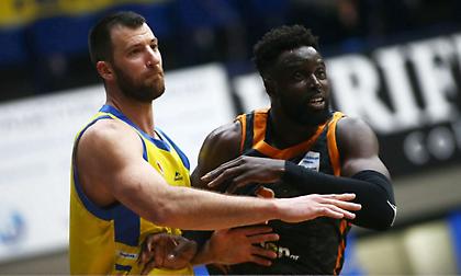 Έτοιμοι στο Περιστέρι Σαλούστρος, Σκορδίλης