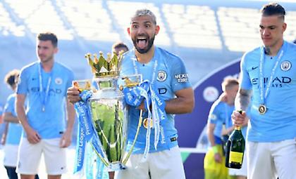 Έγραψε ιστορία με 15 κούπες ο Αγουέρο!