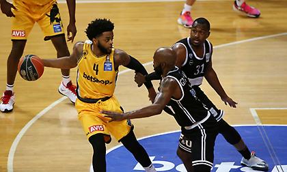 «Καυτός» Μέικον… έκαψε τον ΠΑΟΚ για το προβάδισμα της ΑΕΚ!