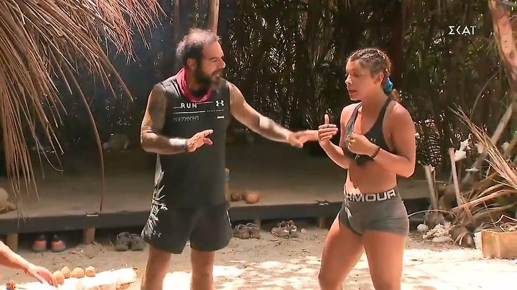 Survivor: Η Μαριαλένα φόρεσε το εσώρουχο του Σάκη (video)