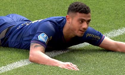 Αντιστάθηκε ο Γιακουμάκης, αλλά έριξε τη Φένλο ο Άγιαξ