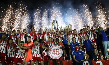 Θρυλικό ρεκόρ Καραϊσκάκη: «6 στα 6» και 13-1 γκολ στα ντέρμπι ο Ολυμπιακός!