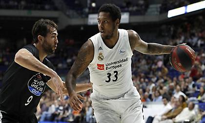 Χειρουργήθηκε και χάνει την σεζόν ο Τόμπκινς