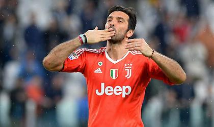 Μπουφόν: «Θα αποφασίσω για το μέλλον μου σε 20-25 ημέρες»