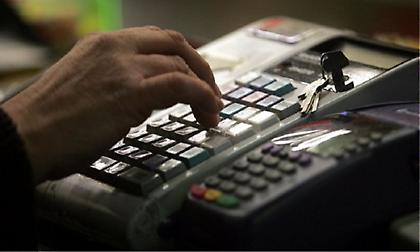 Οι εφοριακοί εξοπλίζονται με 5.000 φορητούς υπολογιστές και tablet
