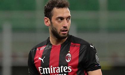 Ένα βήμα πριν τη Γιουβέντους ο Τσαλχάνογλου