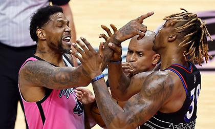 Τιμωρία μίας αγωνιστικής στον Χάουαρντ λόγω… 16ης τεχνικής ποινής!