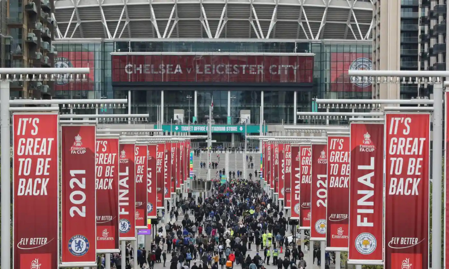 Τελικός FA Cup: Χιλιάδες φίλαθλοι στο «Wembley»! (pics)
