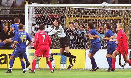 Το... χρυσό αυτογκόλ που είχε φέρει ξανά ευρωπαϊκή κούπα στη Λίβερπουλ