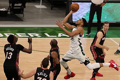 Τα highlights του Γιάννη Αντετοκούνμπο απέναντι στους Χιτ κι η απάντηση στην πρόκλησή τους