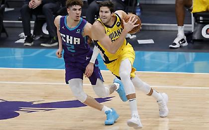 Ιντιάνα Πέισερς-Σάρλοτ Χόρνετς