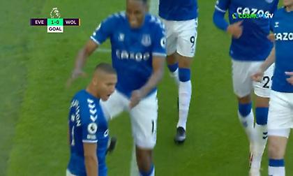 Με κεφαλιά του Ρισάρλισον «ξεκλείδωσε» τη Γουλβς η Έβερτον