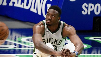 Μπακς: Χωρίς τον Θανάση Αντετοκούνμπο στη σειρά με τους Χιτ