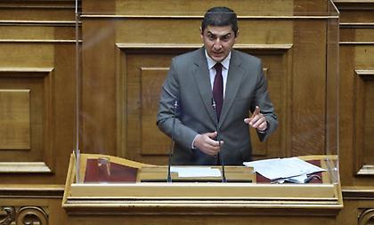 Αντίδραση Αυγενάκη για τις καταγγελίες Εργοτέλη και μερίδας του Τύπου