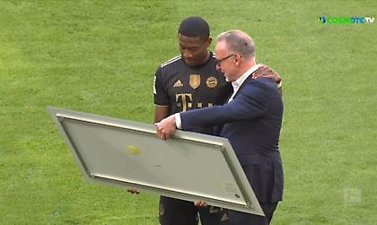 Μπάγερν: Βραβεύτηκαν Φλικ, Μπόατενγκ, Αλάμπα και Μαρτίνεθ