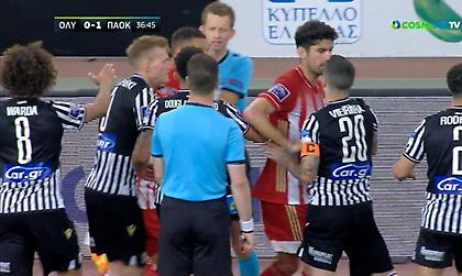Ένταση μεταξύ παικτών μετά το μαρκάρισμα του Χολέμπας