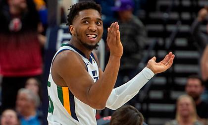 Επιστρέφει ο Ντόνοβαν Μίτσελ