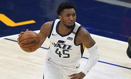 «Στράβωσε» με τους Τζαζ ο Μίτσελ για τον αποκλεισμό!