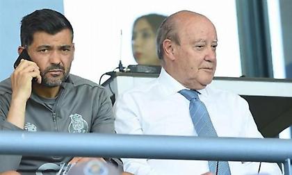 Ανανεώνει στην Πόρτο ο Κονσεϊσάο