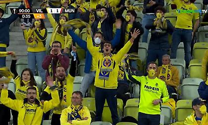 Οπαδός σκάλιζε τη μύτη του όσο οι υπόλοιποι πανηγύριζαν!