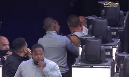 Λεμπρόν υπέρ Γουέστμπρουκ: «Καμία δικαιολογία για να μη δούμε ποιος του πέταξε το ποπ-κορν»