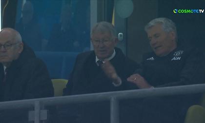 Ο Τσέφεριν με κουβέρτα στις εξέδρες του Γκντανσκ