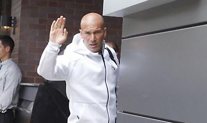 Ο Ζιντάν ενημέρωσε με μήνυμα τους παίκτες της Ρεάλ για την αποχώρησή του