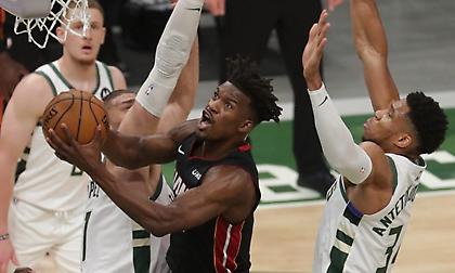 Μπάτλερ: «Δεν με εκπλήσσει το 3-0 των Μπακς»