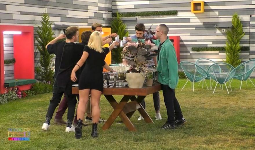 House of Fame: Λίγο πριν τον τελικό ο αποχαιρετισμός