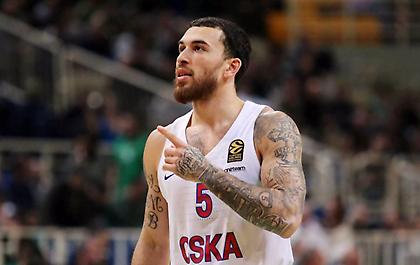 Μάικ Τζέιμς για ΤΣΣΚΑ: «Περήφανος για την οικογένειά μου»