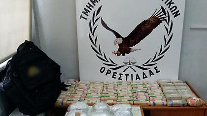 «Μπλόκο» σε 21,1 κιλά ηρωίνης στον Έβρο - Πώς τους εντόπισε η αστυνομία