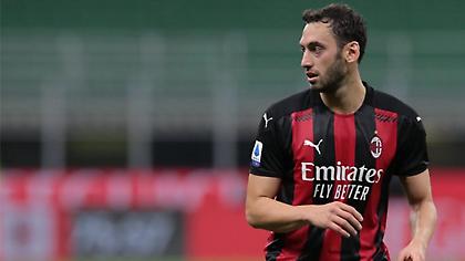 Μιλάει με Τσαλχάνογλου η Λίβερπουλ!