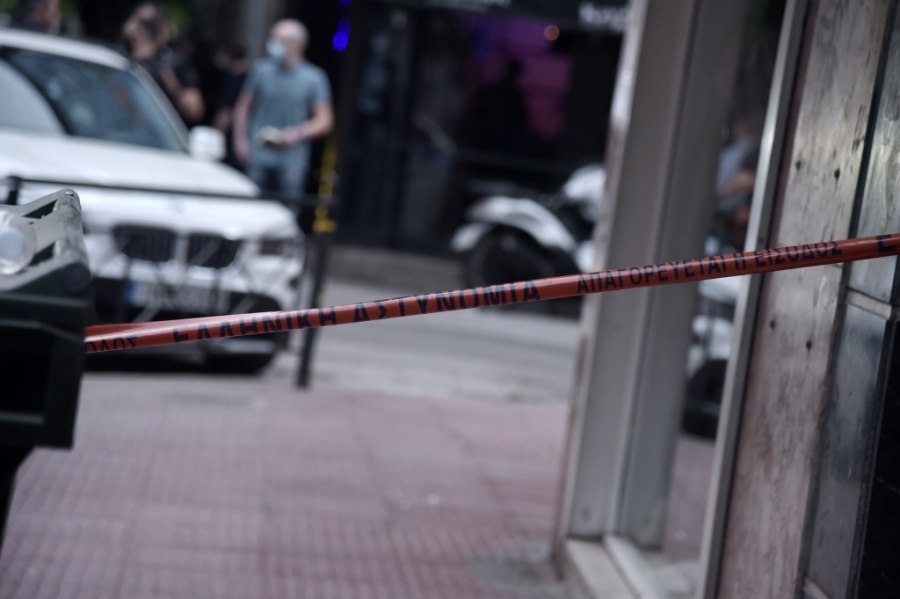 Σεπόλια: Νεκρός 32χρονος από πυροβολισμούς σε καφετέρια pic
