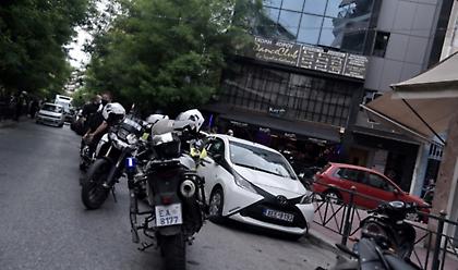 Σεπόλια: Νεκρός 32χρονος από πυροβολισμούς σε καφετέρια (pics)