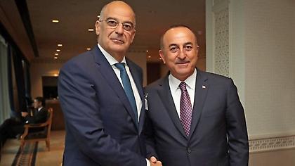 Δένδιας σε Τσαβούσογλου: Συμφωνία για συνάντηση Μητσοτάκη-Ερντογάν