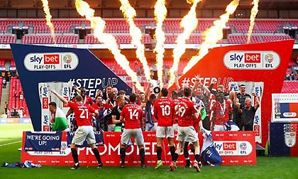 Για πρώτη φορά στη League One οι… «γαρίδες»: Ανέβηκε η Μόρκαμ!