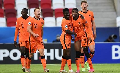 «Ξέρανε» την Γαλλία και προκρίθηκε στο… 93' η Ολλανδία!