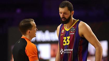 Επίσημο παράπονο της Μπαρτσελόνα στην Ευρωλίγκα για τη διαιτησία του τελικού