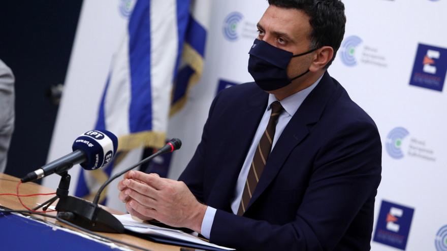 Κικίλιας: Σπάει στα δύο η ηλικιακή ομάδα 18-29 ετών