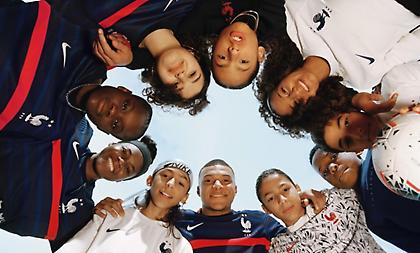 Αυτές είναι οι φανέλες των 24 «μονομάχων» του Euro! (pics)