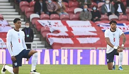 Οι Άγγλοι θα γονατίζουν και στο Euro