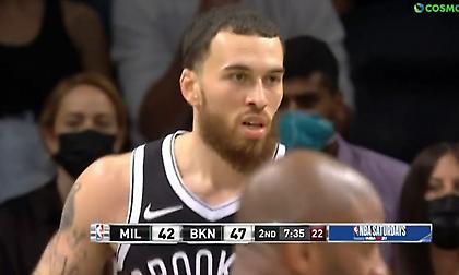 Η εξαιρετική εμφάνιση του Τζέιμς με τους Μπακς