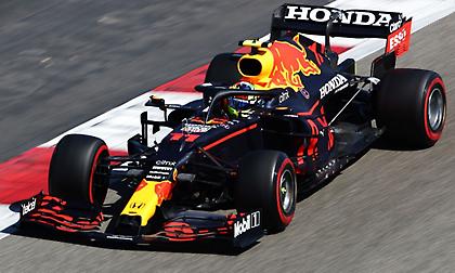 Πρωτιά για Πέρεζ με «αυτοκτονίες» Φερστάπεν και Χάμιλτον στο Αζερμπαϊτζάν!