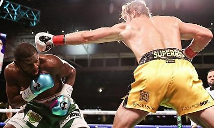 Ο… YouTuber Logan Paul δεν βγήκε νοκ άουτ από τον Floyd Mayweather!