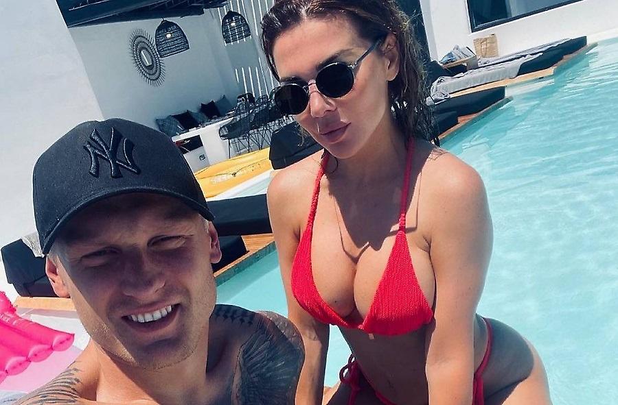 Ο Τίμα και η εντυπωσιακή του σύζυγος στη Μύκονο (pics)