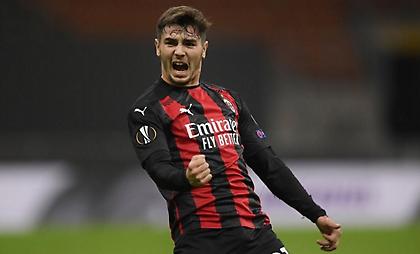 Στη Μίλαν και του χρόνου ο Ντίας!