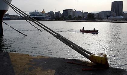 Δεμένα τα πλοία την Πέμπτη 10 Ιουνίου