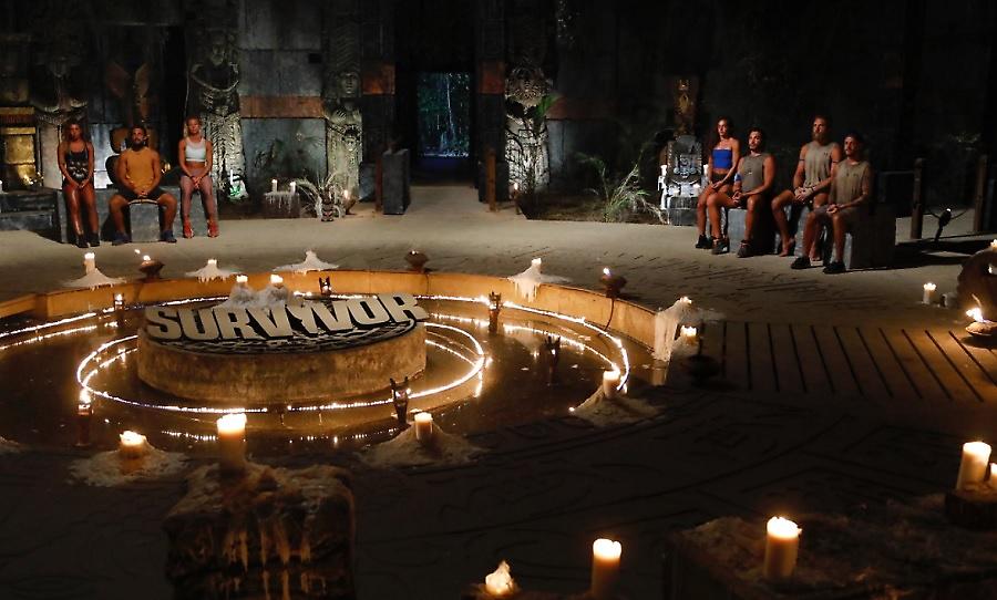 Survivor: Η Μαριαλένα ψήφισε την Ελένη σε συμβούλιο γεμάτο ένταση